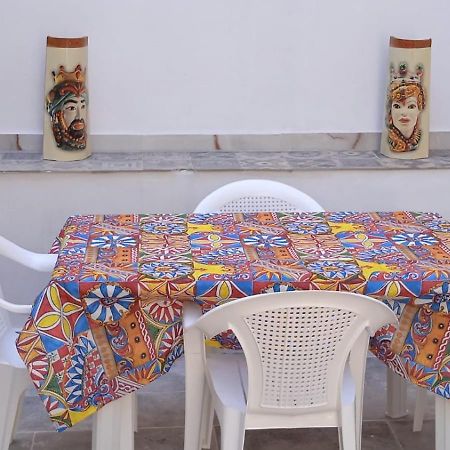 House Tea Daire Siraküza Dış mekan fotoğraf